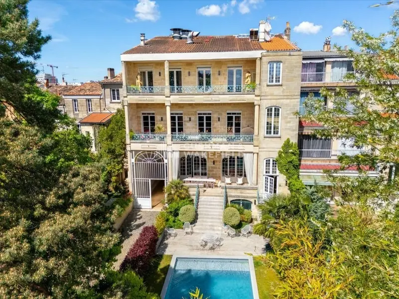 Bureau à vendre - Bordeaux (33000) - 768 m²