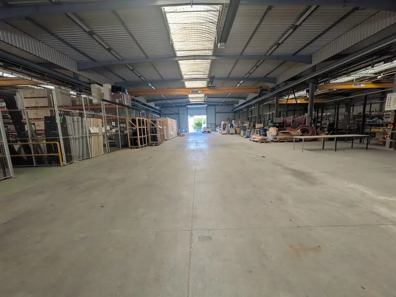 Entrepôt / Activité à louer - Cléon (76410) - 1730 m² - 9 800 €/mois
