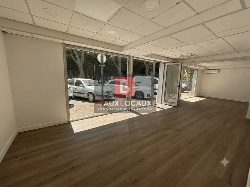 Local Commercial à louer - Avignon (84000) - 130 m² - 2 300 €/mois