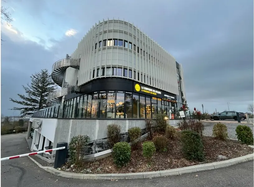 Bureau à louer - Limonest (69760) - 531 m² - 11 088 €/mois