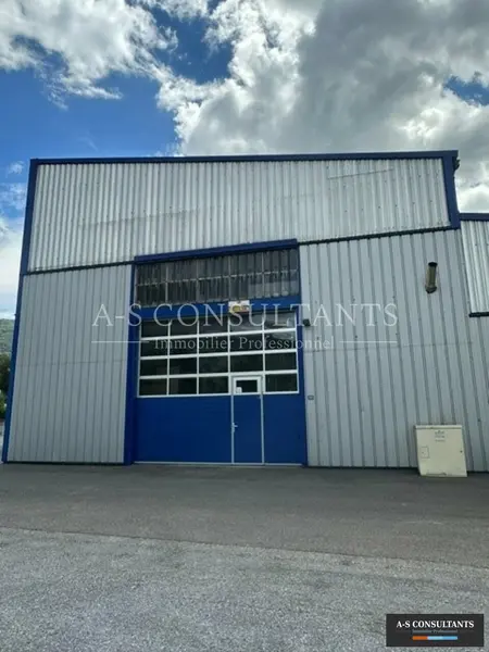 Entrepôt / Activité à louer - Ugine (73400) - 226 m² - 1 700 €/mois