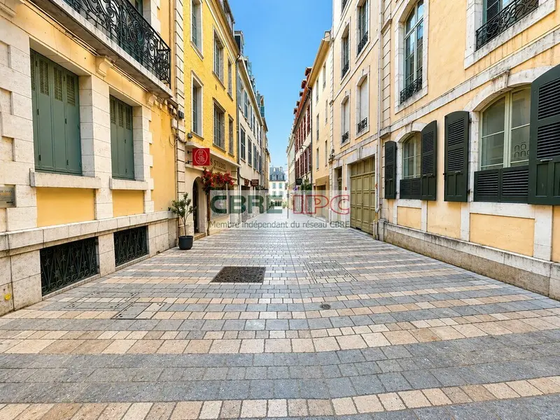 Local Commercial à vendre - Pau (64000) - 37 m² - 0 €