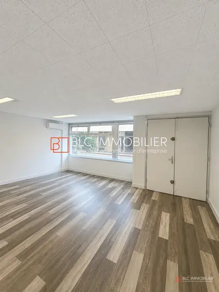 Bureau à louer - Marseille 08 (13008) - 28 m² - 640 €/mois