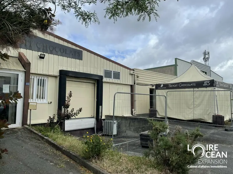 Entrepôt / Activité à vendre - Les Ponts-De-Cé (49130) - 462 m²