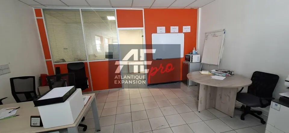 Local Commercial à louer - Saint-Nazaire (44600) - 160 m² - 1 200 €/mois