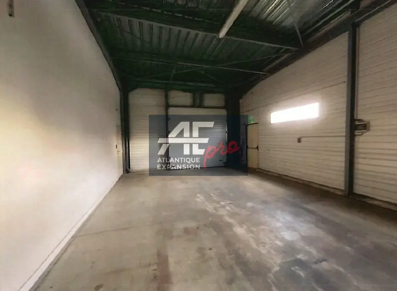 Entrepôt / Activité à louer - Saint-Nazaire (44600) - 651 m² - 4 700 €/mois
