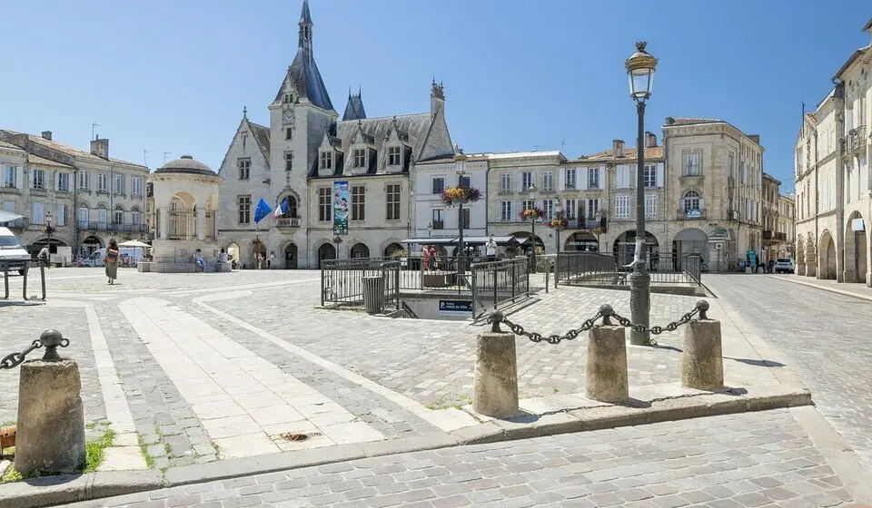 Local Commercial à louer - Libourne (33500) - 190 m²