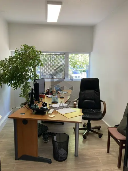 Bureau à louer - Cenon (33150) - 60 m² - 650 €/mois