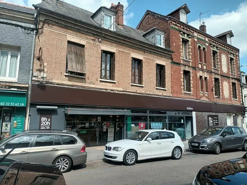 VENTE A INVESTISSEUR.