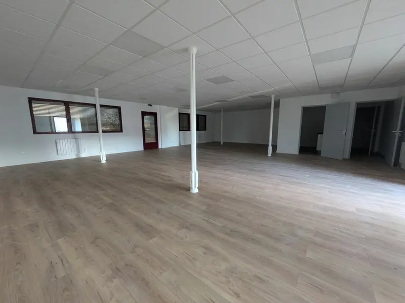 A louer Bureaux, emplacement stratégique! 