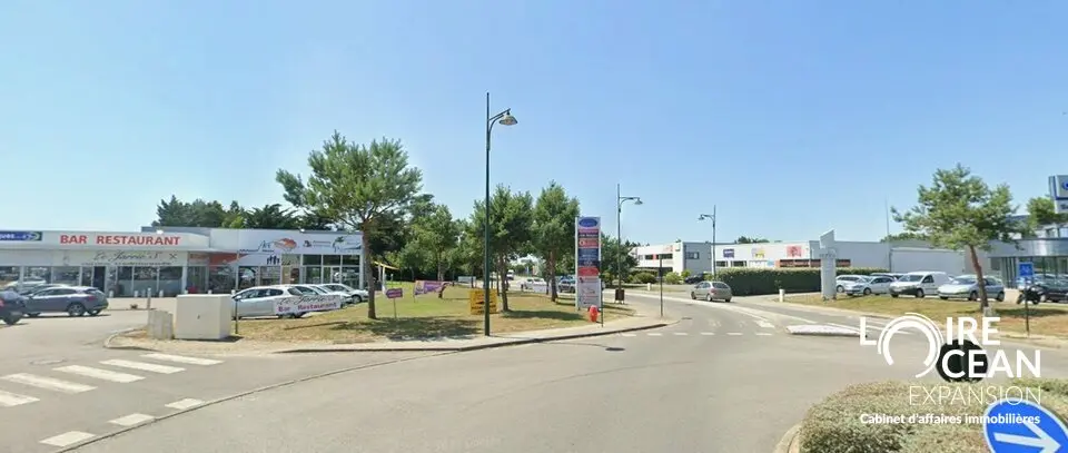 Local Commercial à louer - Pornic (44210) - 600 m² - 6 500 €/mois