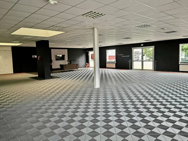 Local Commercial à louer - Beauvais (60000) - 456 m² - 3 600 €/mois