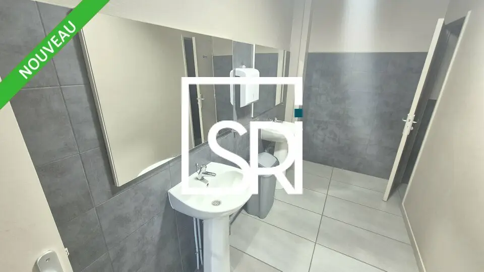 Entrepôt / Activité à vendre - Clermont-Ferrand (63100) - 420 m²