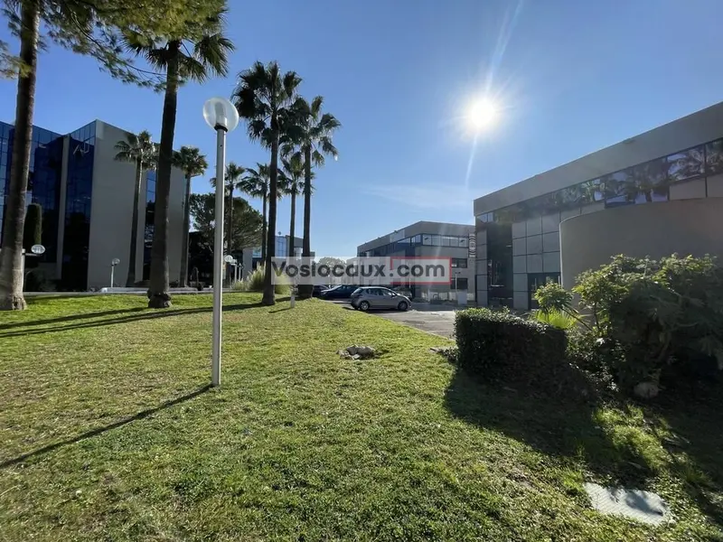 Bureau à louer - Nice (06200) - 424 m² - 6 006 €/mois
