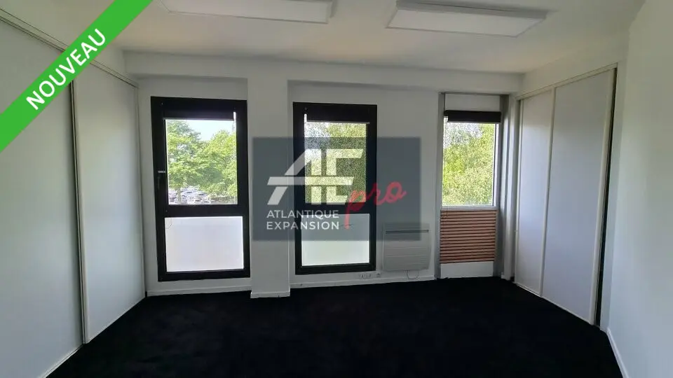 A vendre Bureaux 64.19m² Saint-Nazaire