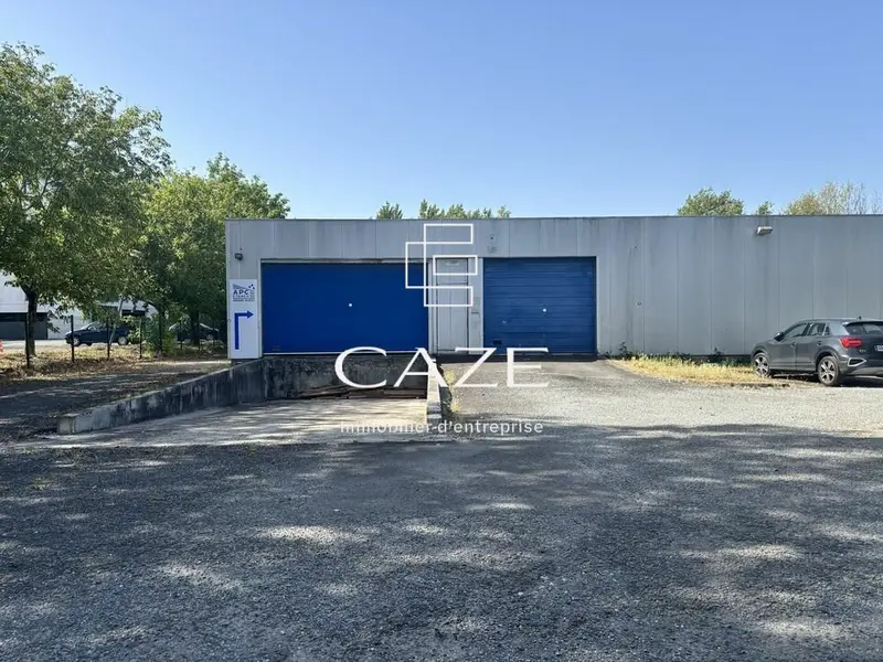 Entrepôt / Activité à louer - Bordeaux (33300) - 1200 m² - 8 000 €/mois