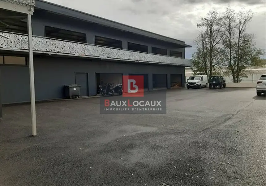 Local Commercial à louer - Alès (30100) - 750 m² - 4 500 €/mois