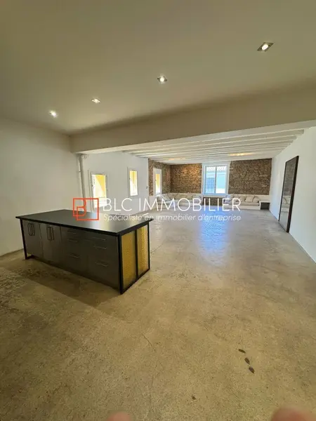 Local Commercial à vendre - Marseille 07 (13007) - 118 m²