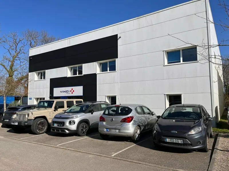 A VENDRE - BUREAUX - AURAY