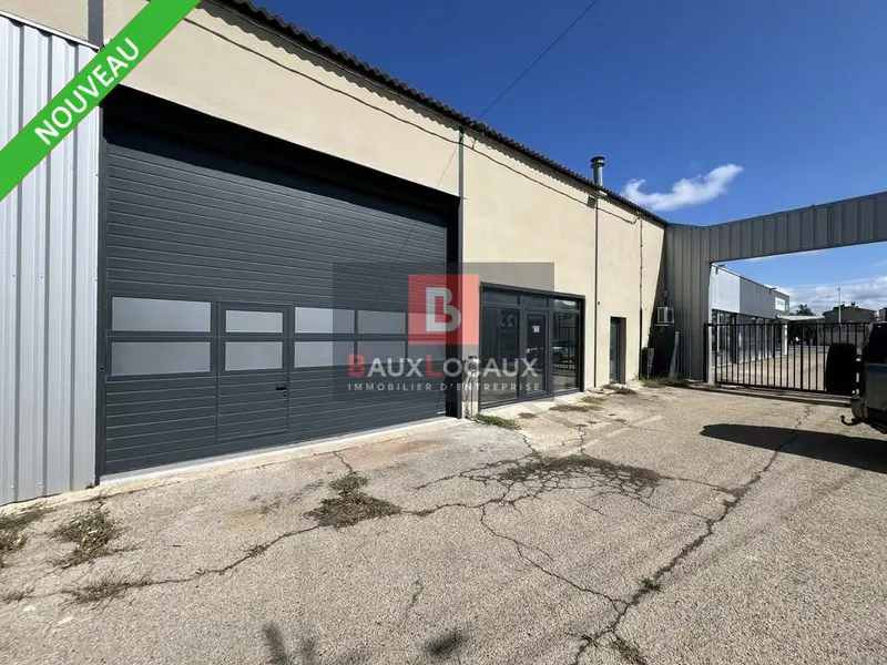 Entrepôt / Activité à vendre - Arles (13200) - 401 m²