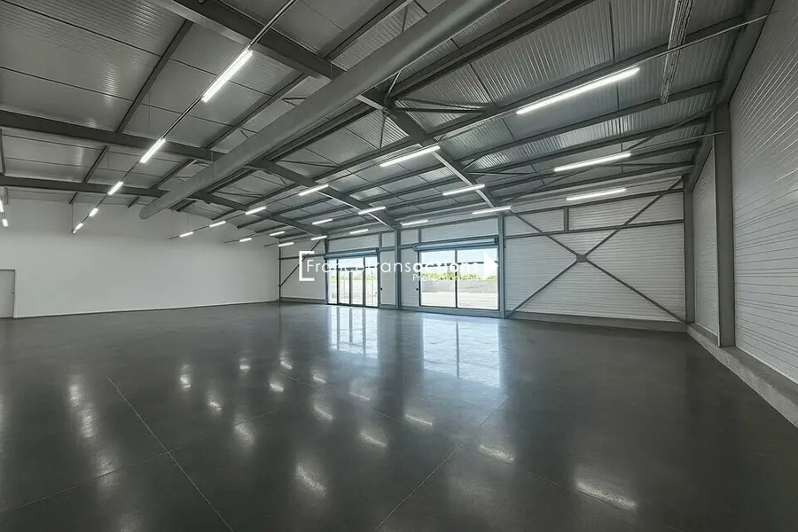 A LOUER LOCAL COMMERCIAL 643 m² CASTELNAUDARY