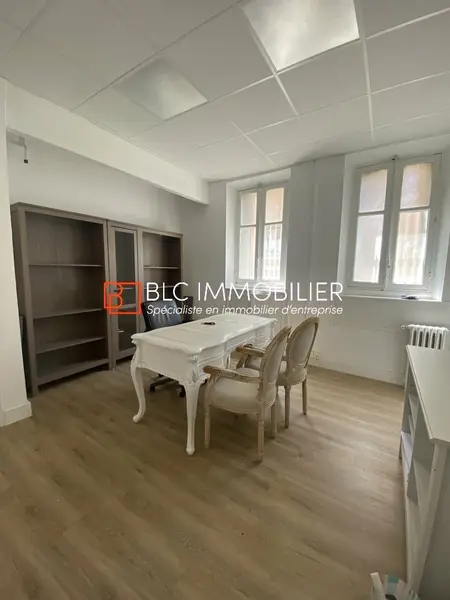 Bureau à louer - Marseille 04 (13004) - 67 m² - 657 €/mois