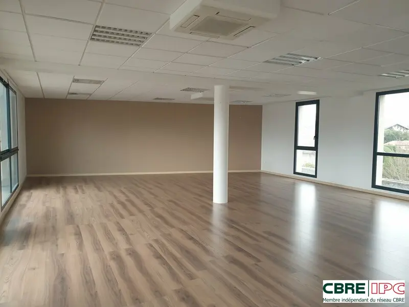 Bureau à louer - Tarnos (40220) - 140 m² - 1 870 €/mois