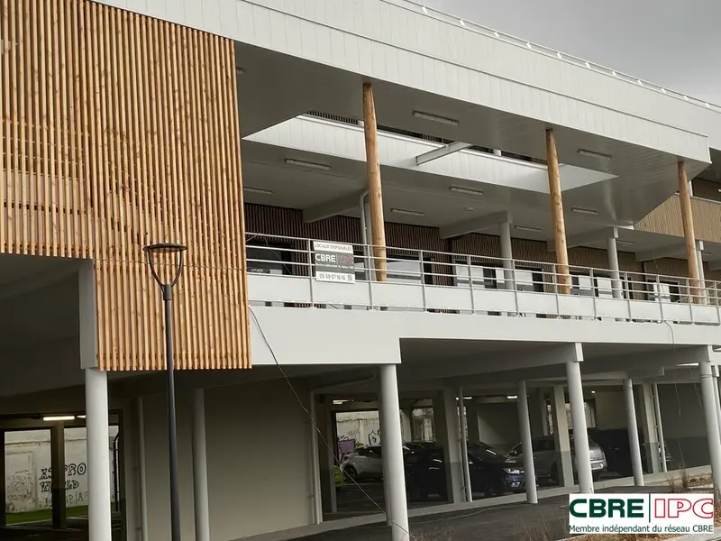 Local Commercial à louer - Dax (40100) - 205 m² - 4 100 €/mois