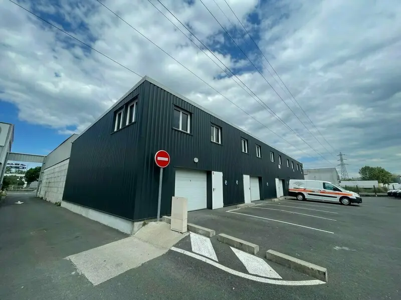 Entrepôt / Activité à vendre - Bordeaux (33000) - 120 m²