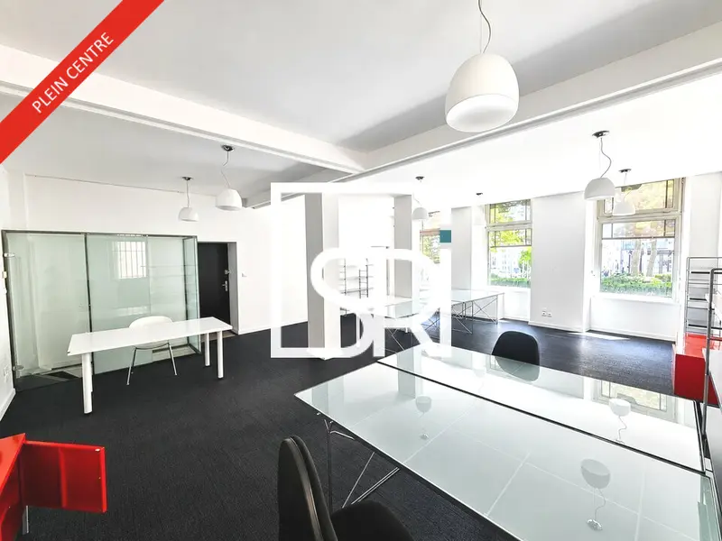 Bureau à vendre - Clermont-Ferrand (63000) - 179 m²