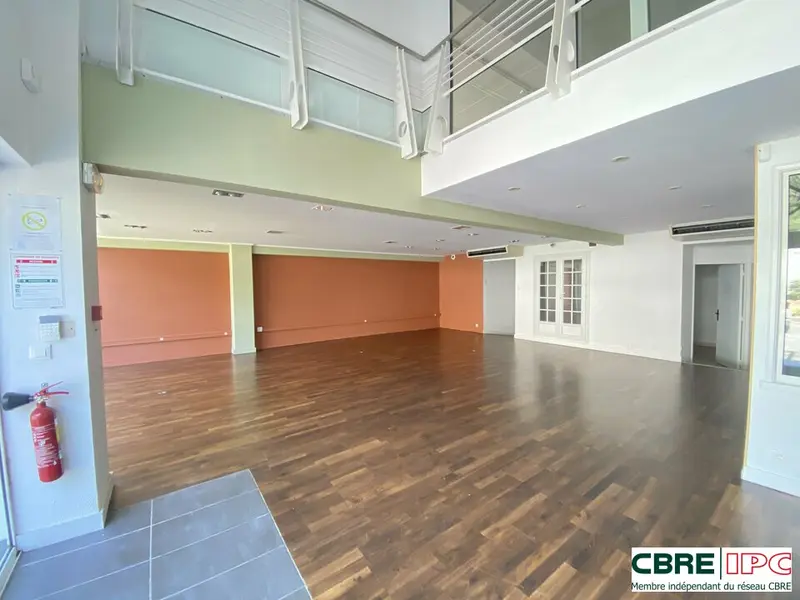 Bureau à louer - Anglet (64600) - 216 m² - 2 500 €/mois