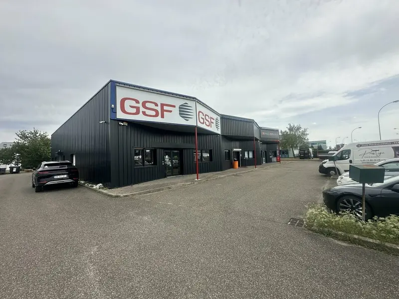 Bureau à louer - Souffelweyersheim (67460) - 237 m² - 2 666 €/mois