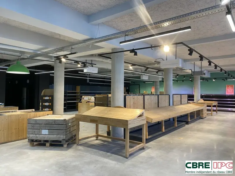 Local Commercial à louer - Dax (40100) - 599 m² - 5 833 €/mois
