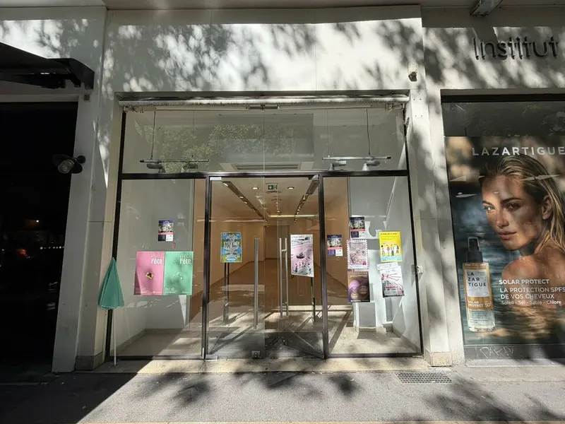 Local Commercial à louer - Villeurbanne (69100) - 130 m² - 3 466 €/mois