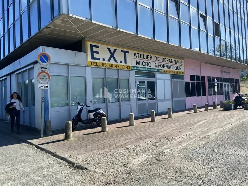 Local Commercial à louer - Mérignac (33700) - 160 m² - 1 299 €/mois