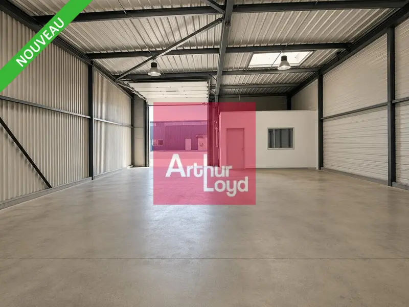 AUBIERE A LOUER LOCAL ACTIVITE 180 M²
