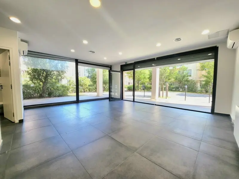 Local Commercial à vendre - Nice (06000) - 108 m²