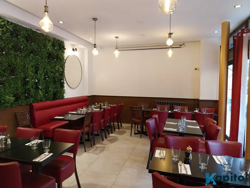 Fonds de commerce à vendre - Cafés et bars - Courbevoie (92400) - 385 000 €
