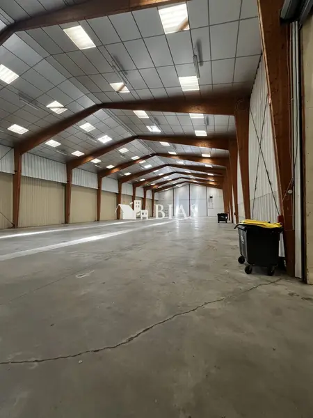 Entrepôt / Activité à vendre - Amfreville-Saint-Amand (27370) - 400 m²