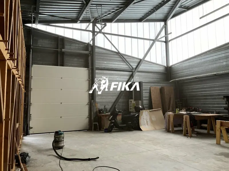 Entrepôt / Activité à vendre - Eysines (33320) - 352 m²