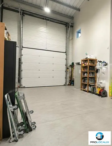 Entrepôt / Activité à louer - Gleizé (69400) - 230 m² - 2 200 €/mois