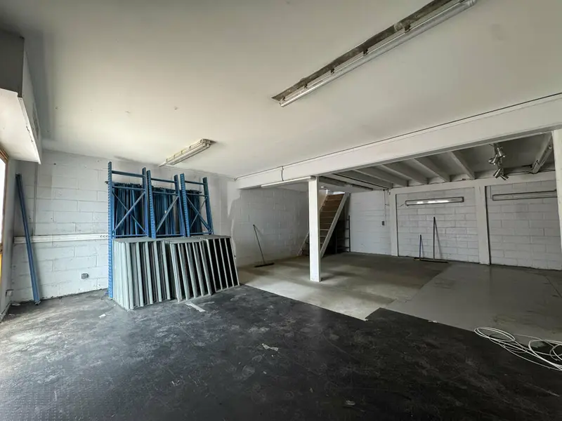 Entrepôt / Activité à louer - Saint-Ouen-L'Aumône (95310) - 155 m² - 1 700 €/...