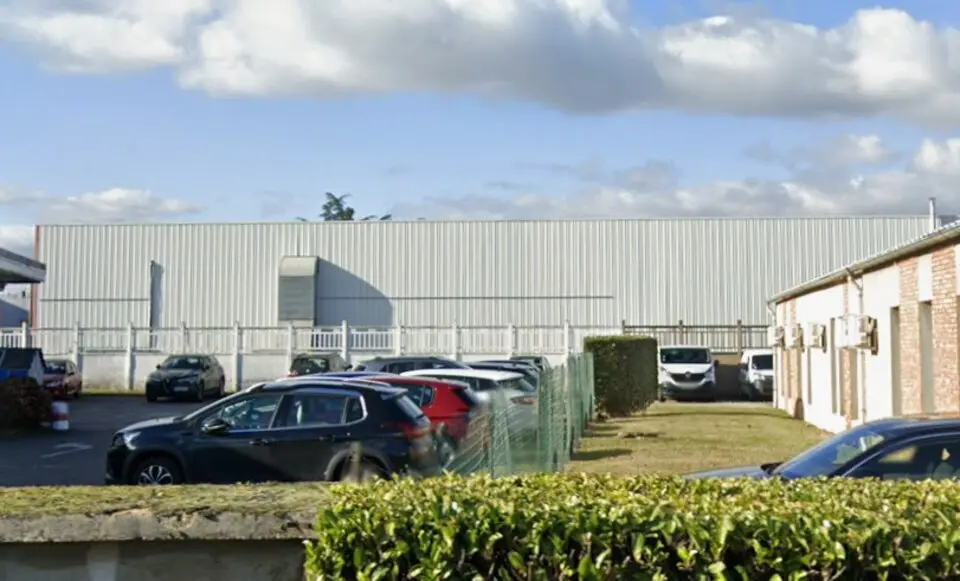 A louer Locaux d'activité 1475m² Vénissieux