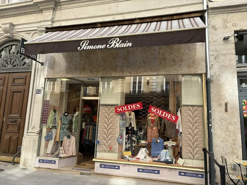 Local Commercial à vendre - Lyon 02 (69002) - 144 m² - 0 €