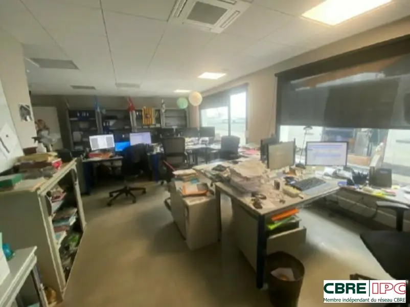 LOCATION - REF : 8417FD