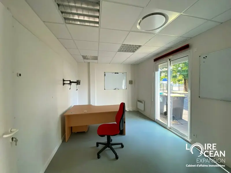 Bureau à louer - Château-Thébaud (44690) - 100 m² - 1 125 €/mois