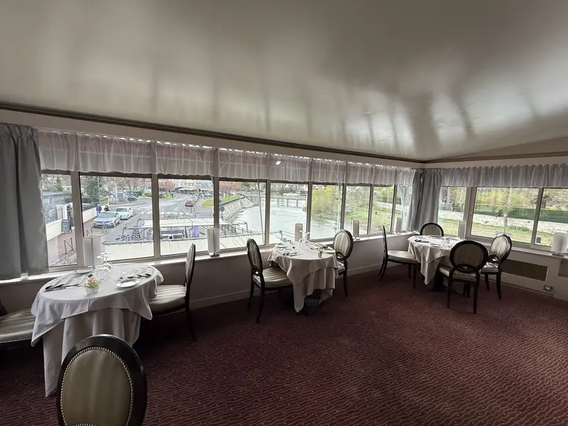 A vendre Fonds de commerce 500m² L'Isle-Adam