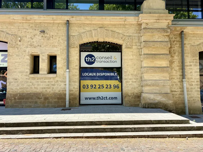 Local commercial à louer - 91m² -  Boulevard de Trèves