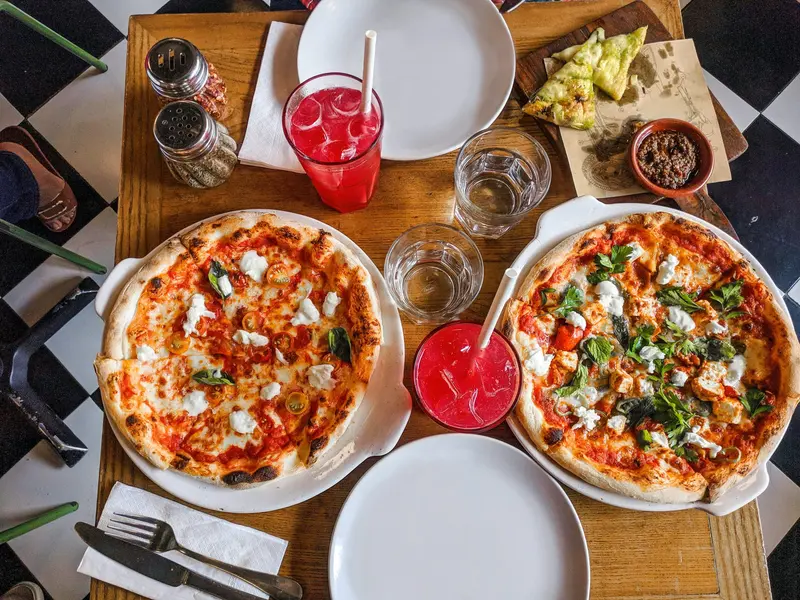 VINCENNES - PIZZERIA - 80 COUVERTS - EXTRACTION