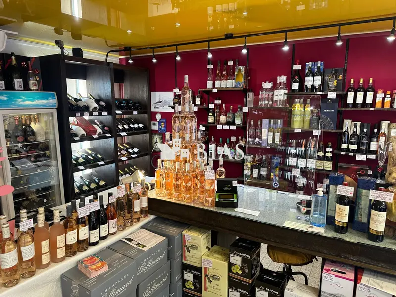 A vendre Cave à Vin !